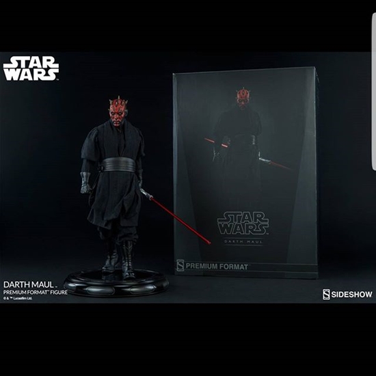 Picture of Sideshow Exclusive Start Wars Darth Maul Statue with Exclusive Swap Out Hand with Light-up Severed Light Saber